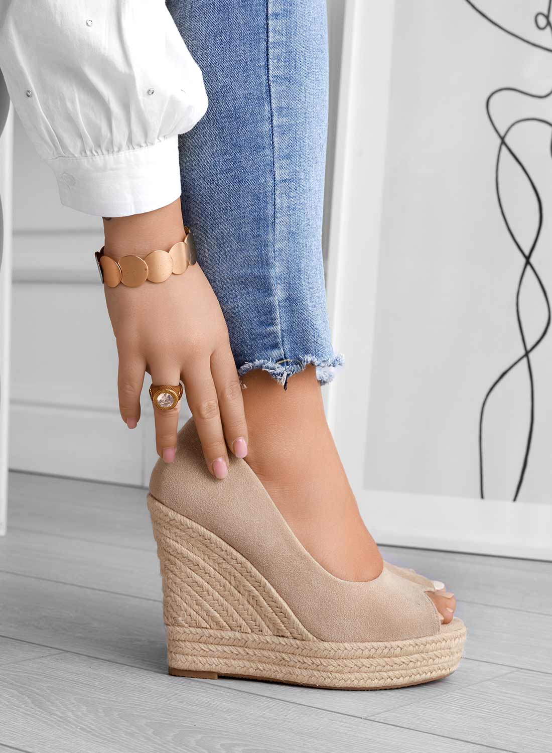 Stella | Damen Sandalen aus Wildleder mit Keilabsatz für den Sommer