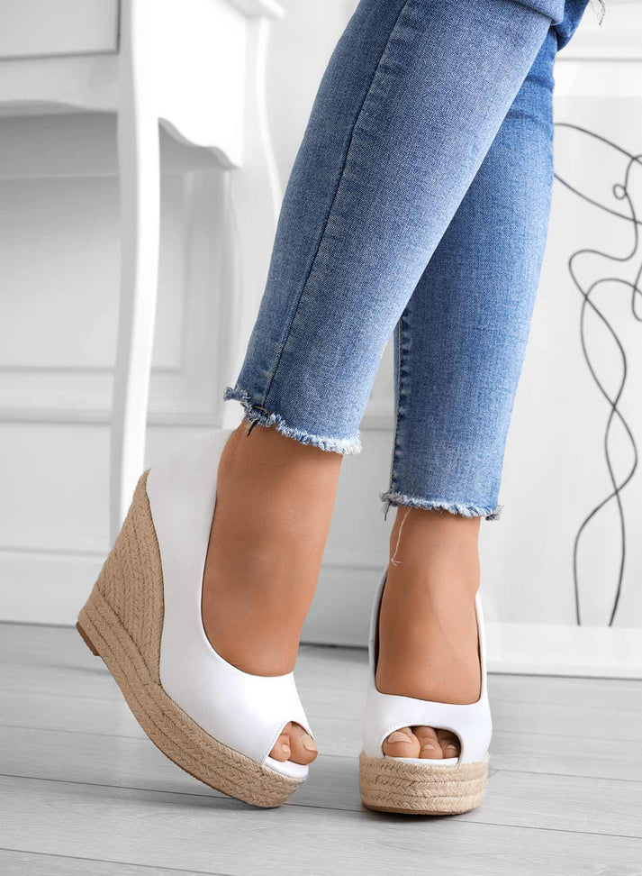 Variant image for Stella | Damen Sandalen aus Wildleder mit Keilabsatz für den Sommer-22