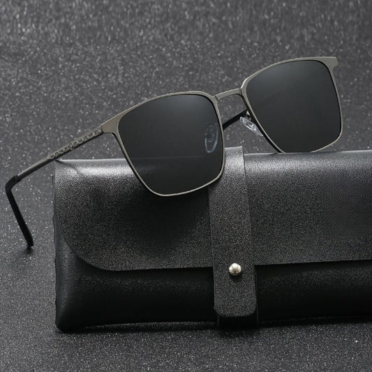 Men's sunglasses with polarized TAC lenses