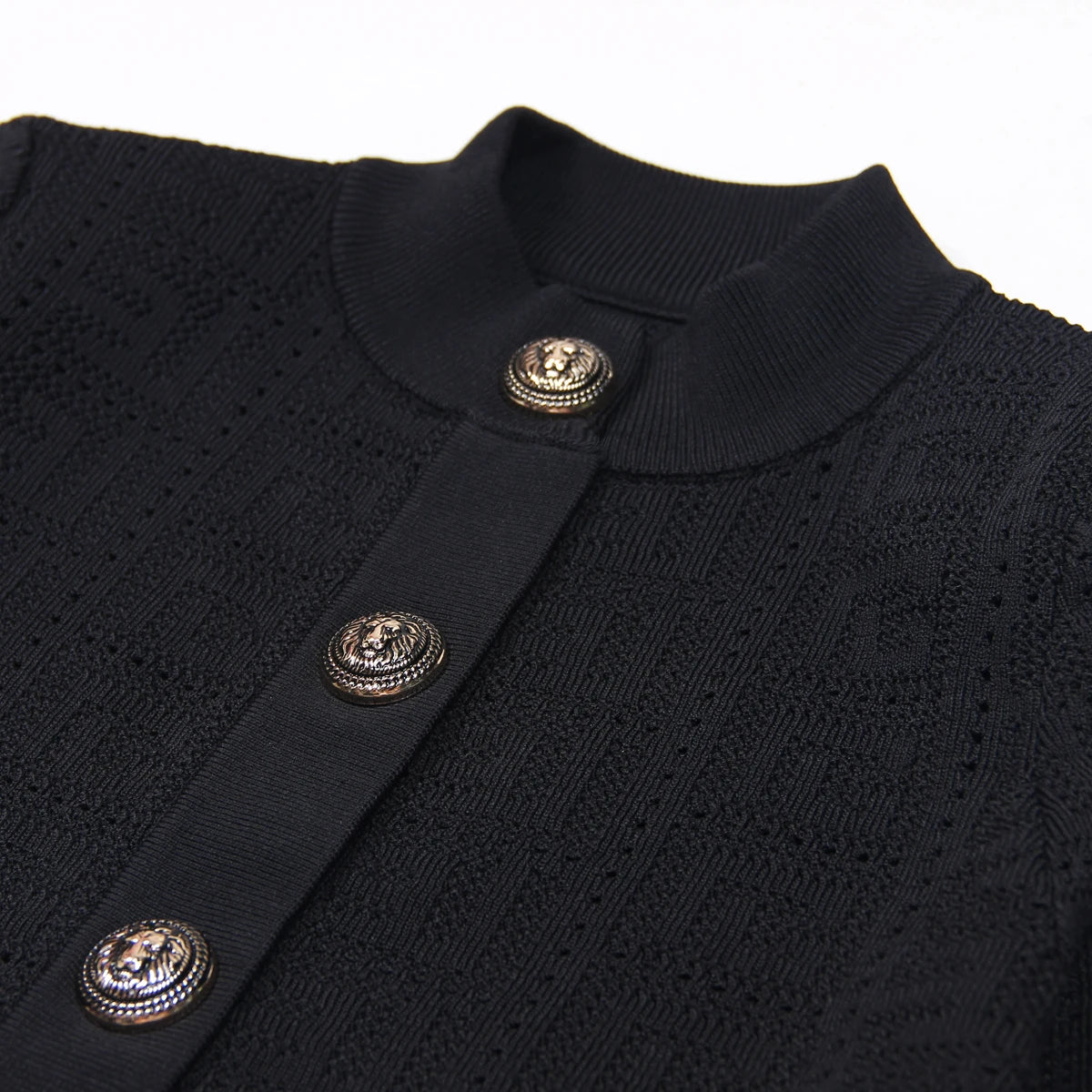 Hochwertige Strickjacke Damen mit Rundhalsausschnitt