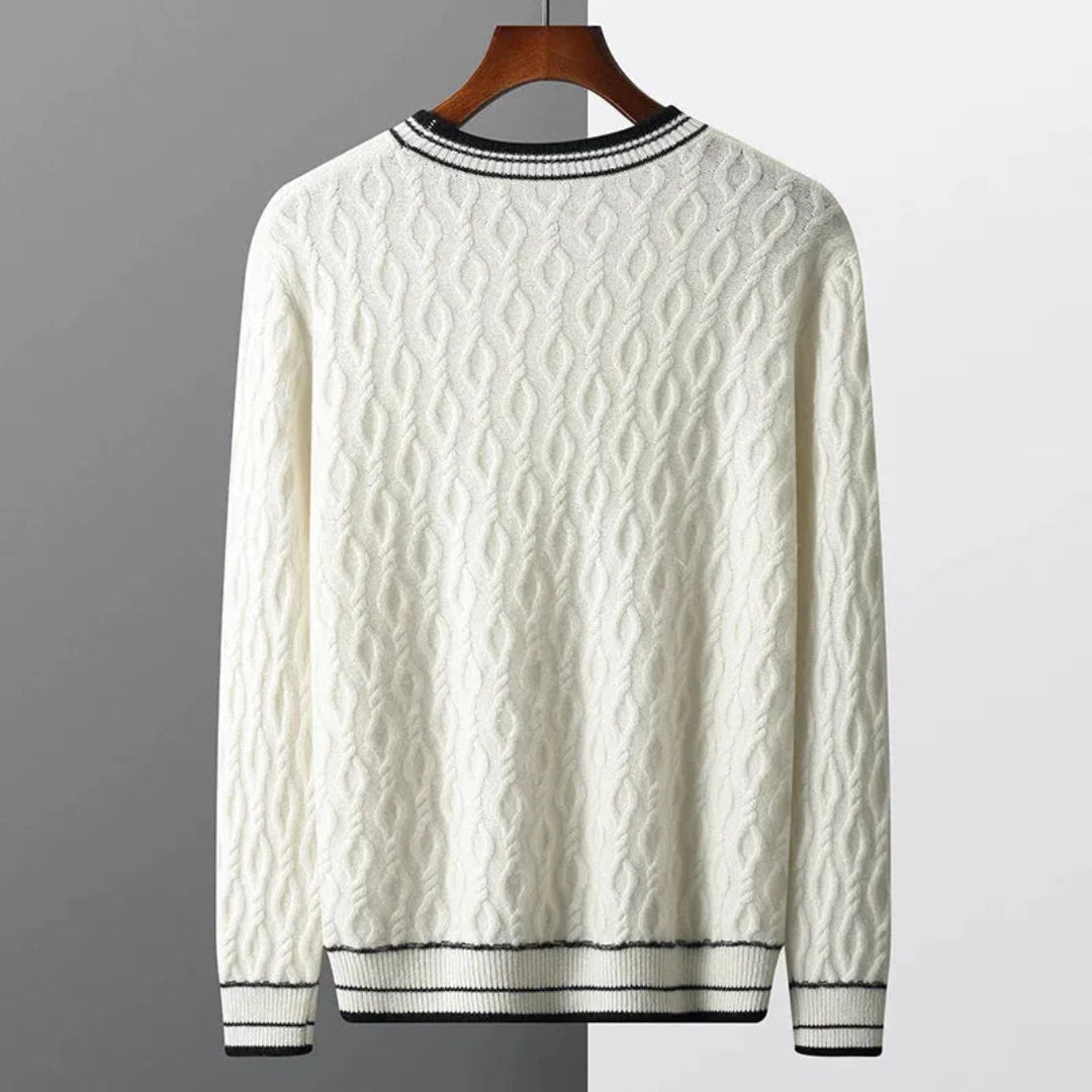 Cable cashmere sweater made of premium cashmere