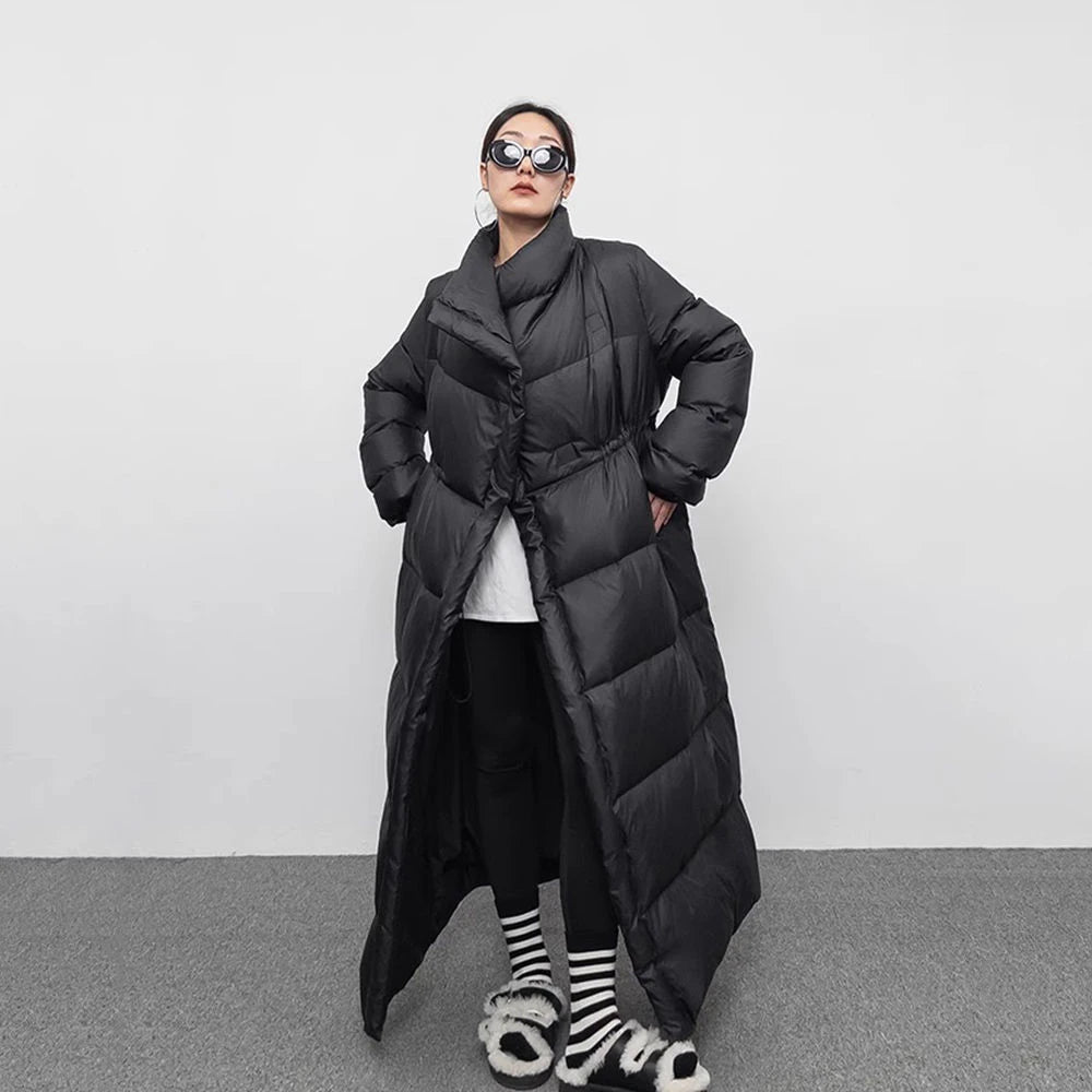 Knee-length down jacket for women
