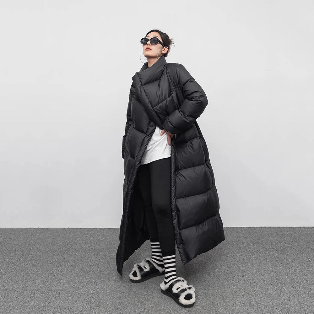 Knee-length down jacket for women