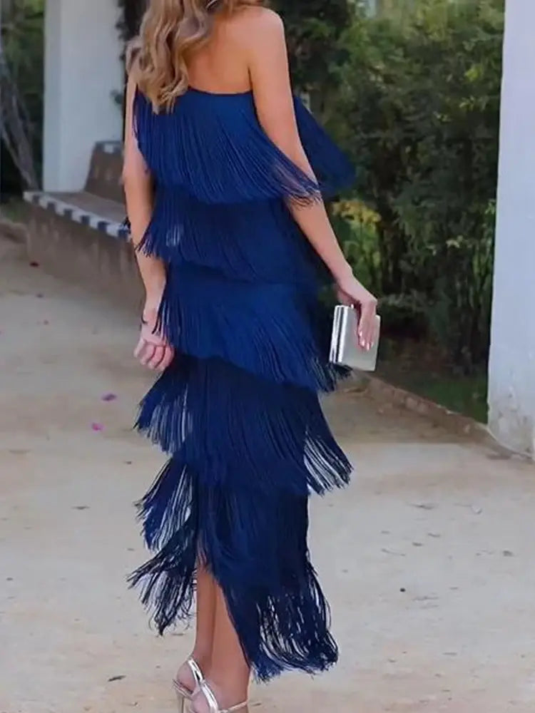 Bella | Festliches Damenkleid mit Asymmetrischen Rändern