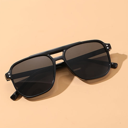 Moderne polygonale Sonnenbrille für Männer