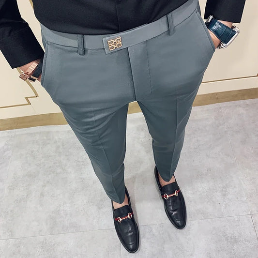 Modische Slim Fit Pants für Herren