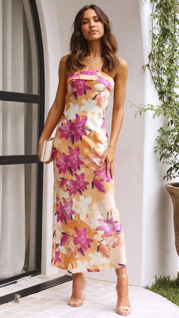 Betty | Festliches Damenkleid mit Drapiertem Ausschnitt in Grün