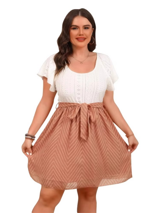 Carlotta | Festliches Damenkleid mit Spitze und Taillenschleife für Hochzeitsgäste