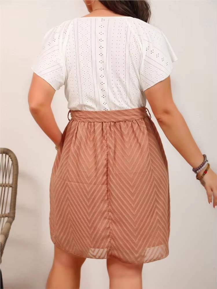 Carlotta | Festliches Damenkleid mit Spitze und Taillenschleife für Hochzeitsgäste