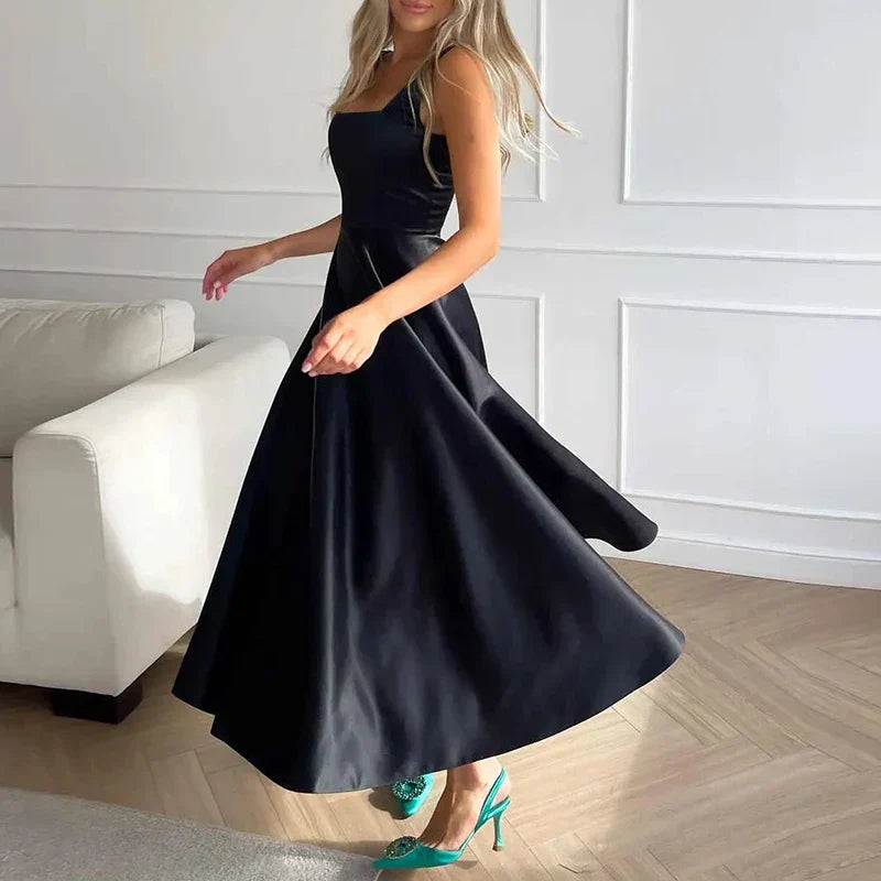 Ania | Elegantes Midikleid in A-Linie mit Spaghettiträgern