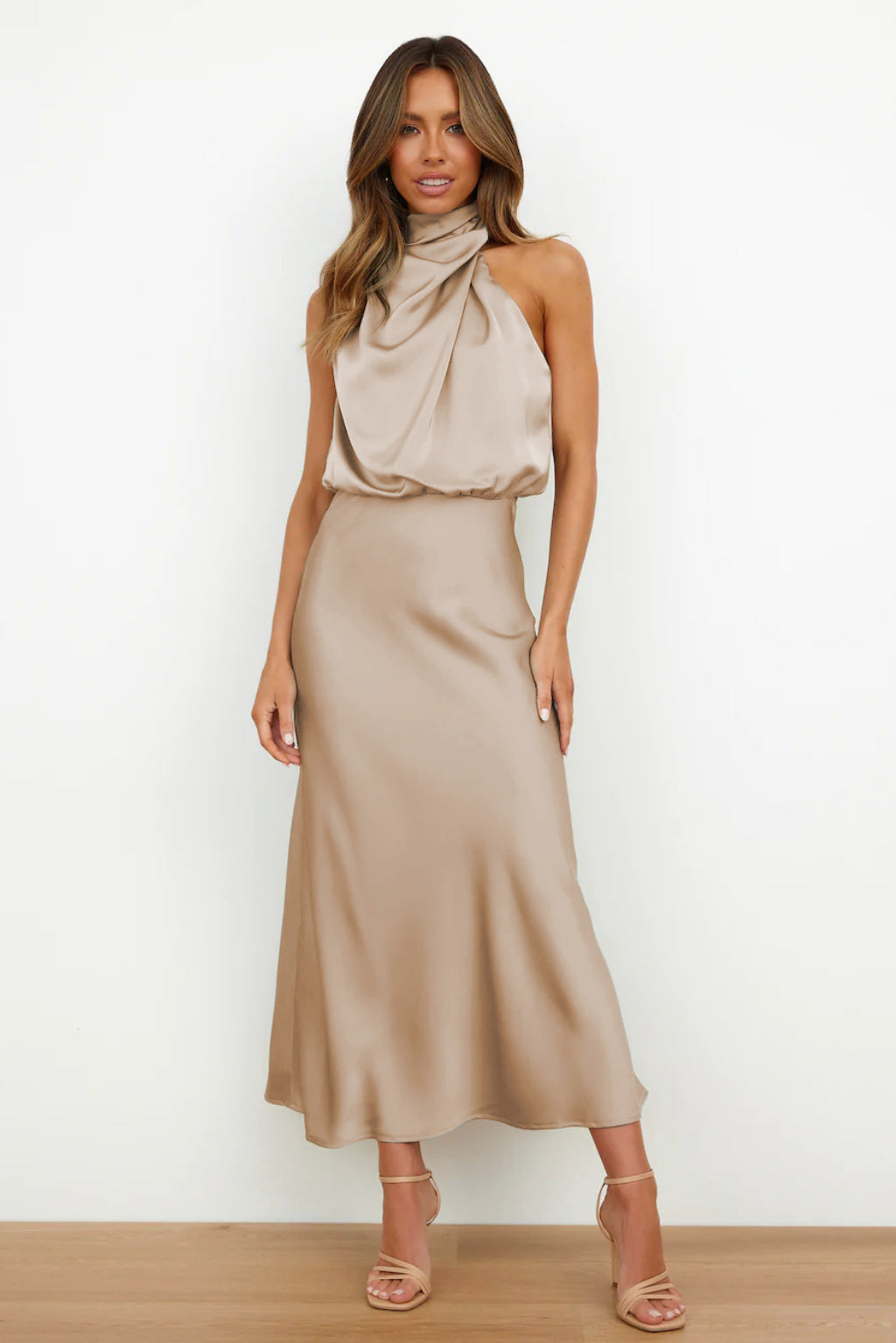 Variant image for Carmen | Elegantes Abendkleid mit Halfterausschnitt für Damen-5