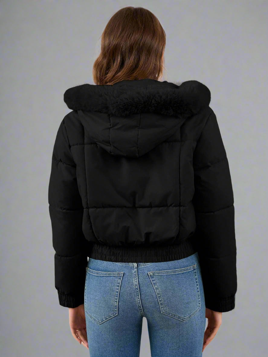 Schmal geschnittene Steppjacke aus Baumwolle