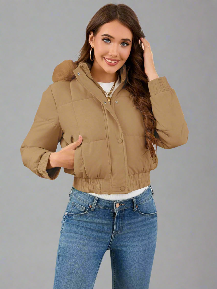 Schmal geschnittene Steppjacke aus Baumwolle