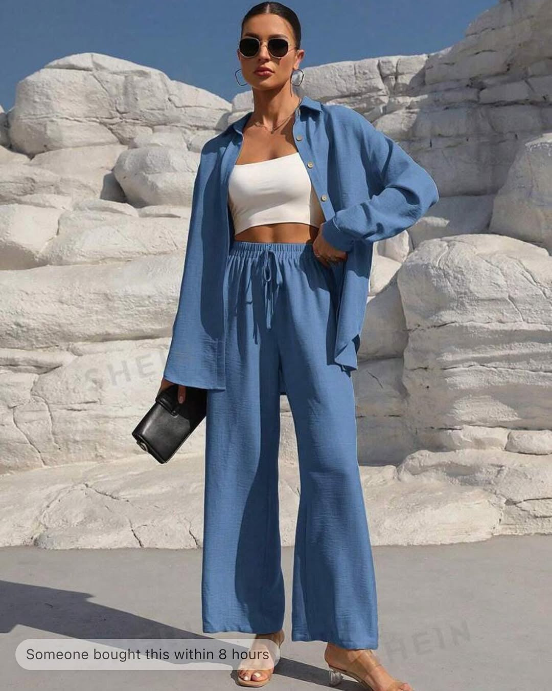Stilvolles Freizeit-Damen-Set mit Bluse und weiter Hose
