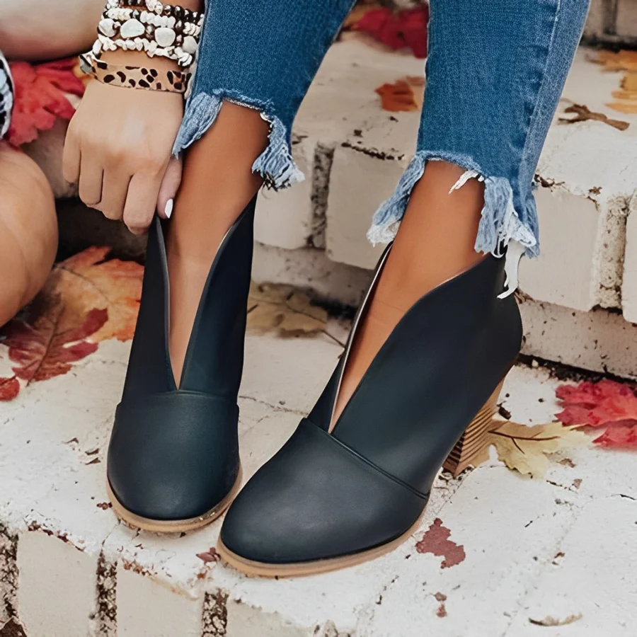 Stylish ankle boots women black with pointed toe area – Comfortable booties for every occasion
