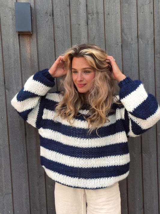 Übergroßer Strickpullover mit Rundhalsausschnitt und langen Ärmeln – Bequeme Passform 0