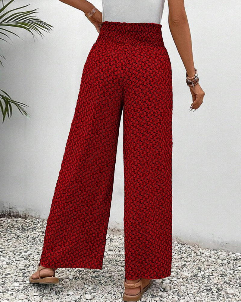 Shortened women's pants with wide leg