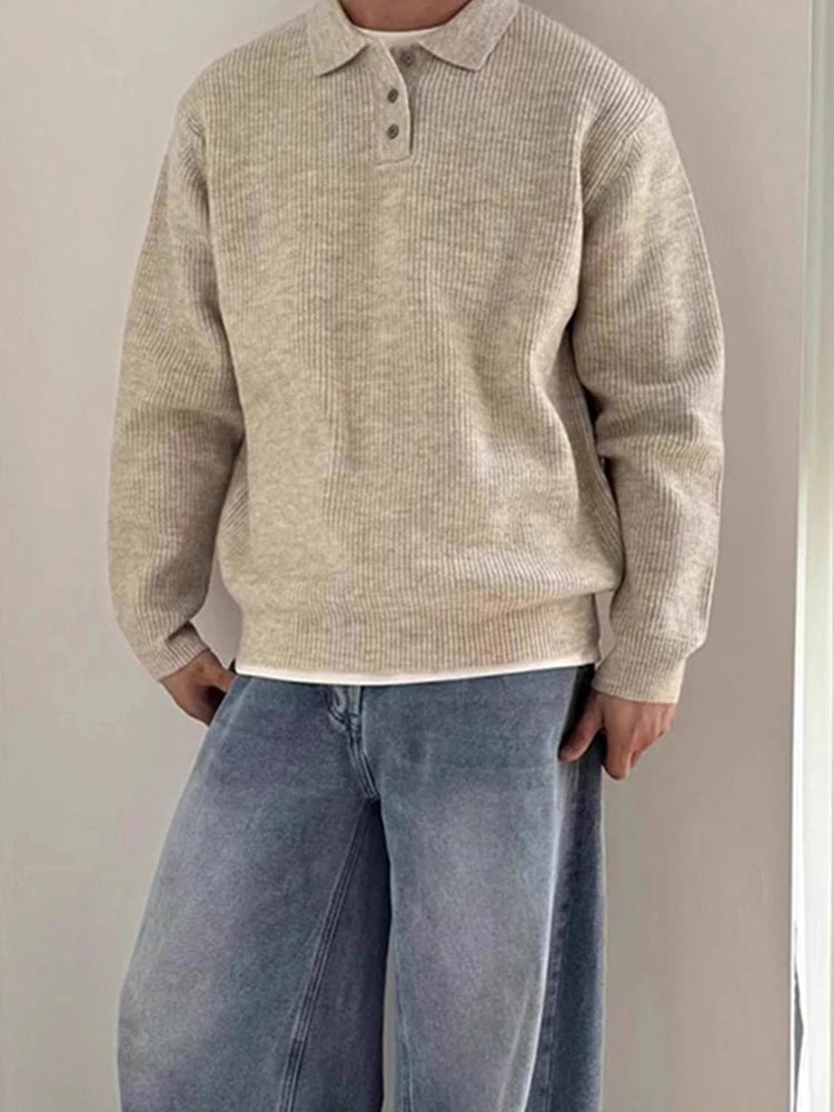 Stickad tröja med uppvikbar krage för herrar