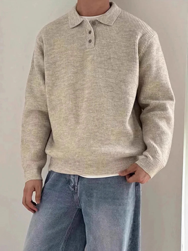 Stickad tröja med uppvikbar krage för herrar