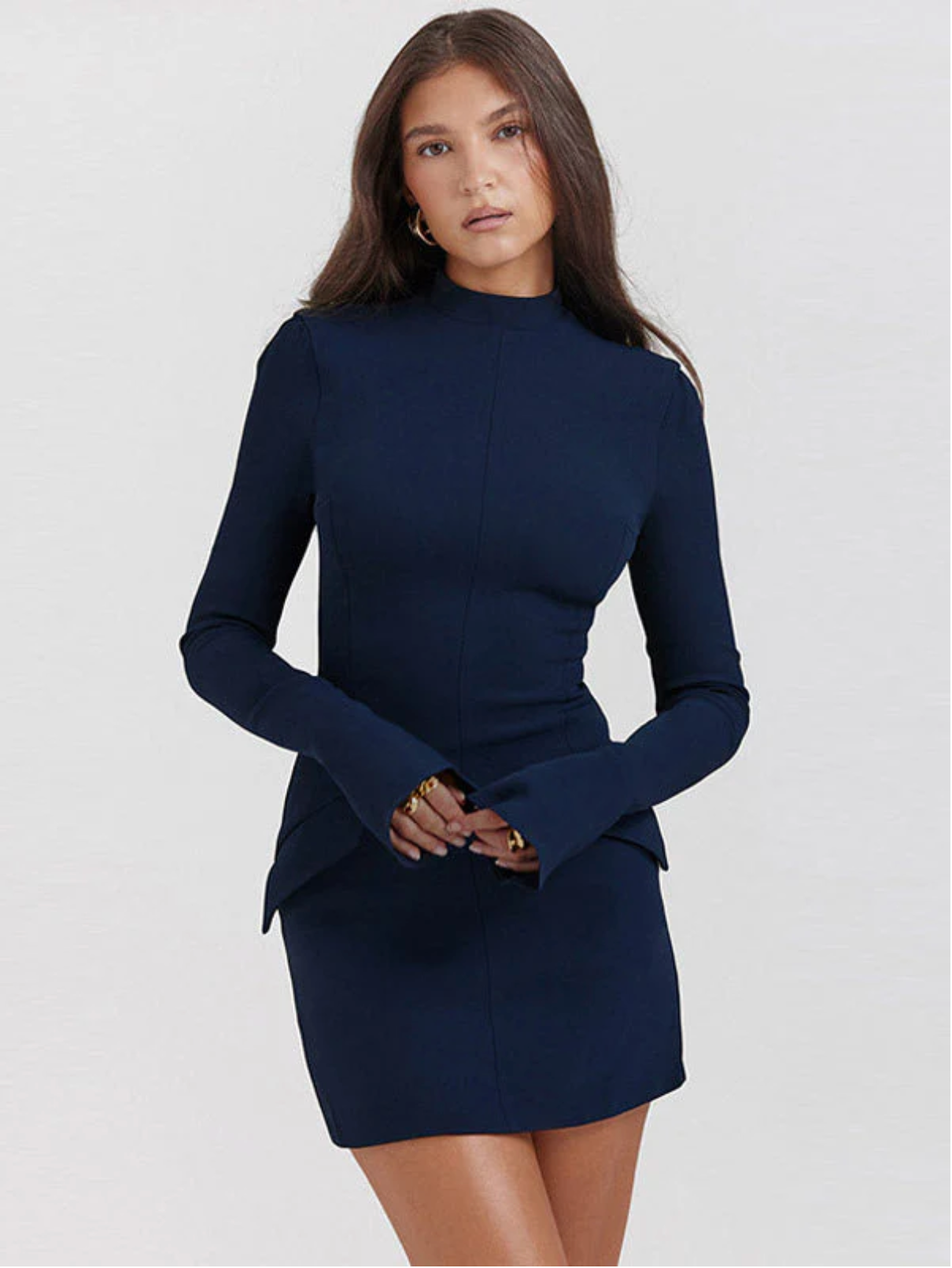 Wendbares Damenkleid mit Kragen