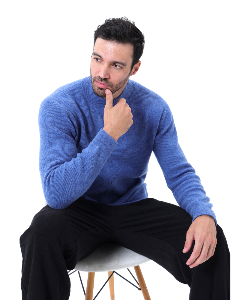 Elegant cardigan made of wool