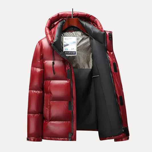 Winterjacke mit Kapuze aus Daunen