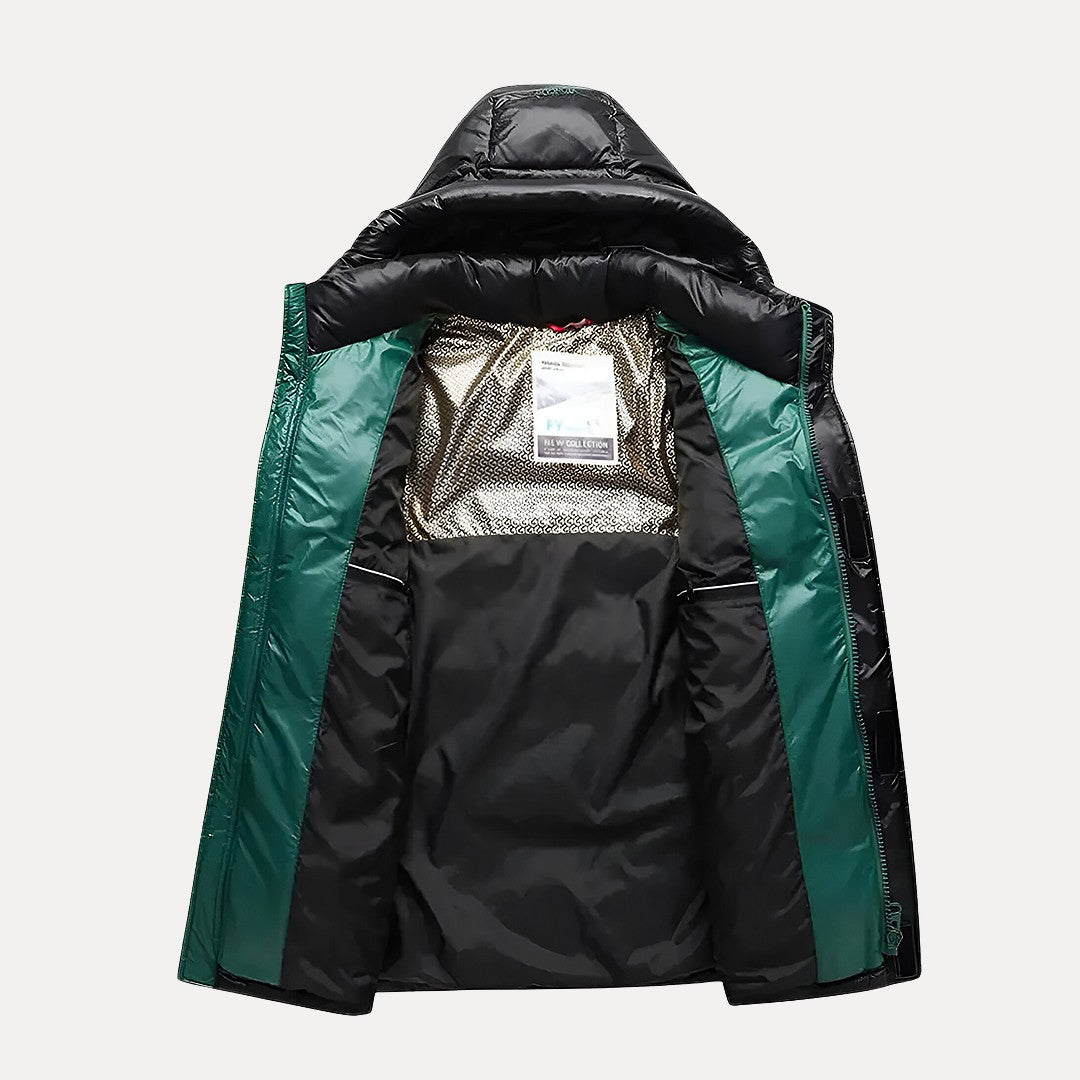 Winterjacke mit Kapuze aus Daunen
