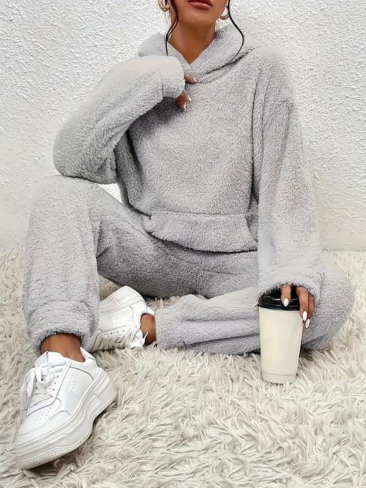Zweiteiliges Teddy Damen Winterset mit Hoodie und Hosen
