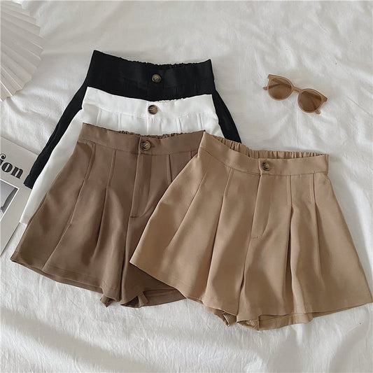 Emma | Wide casual shorts with high waist