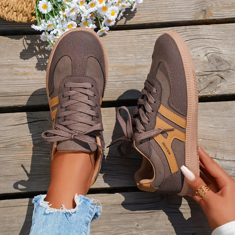 Martha Weiße Sneaker Damen | Retro Casual Turnschuhe für Alltag und Freizeit 2