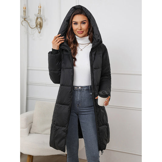 Warme Daunenjacke mit Kapuze 1