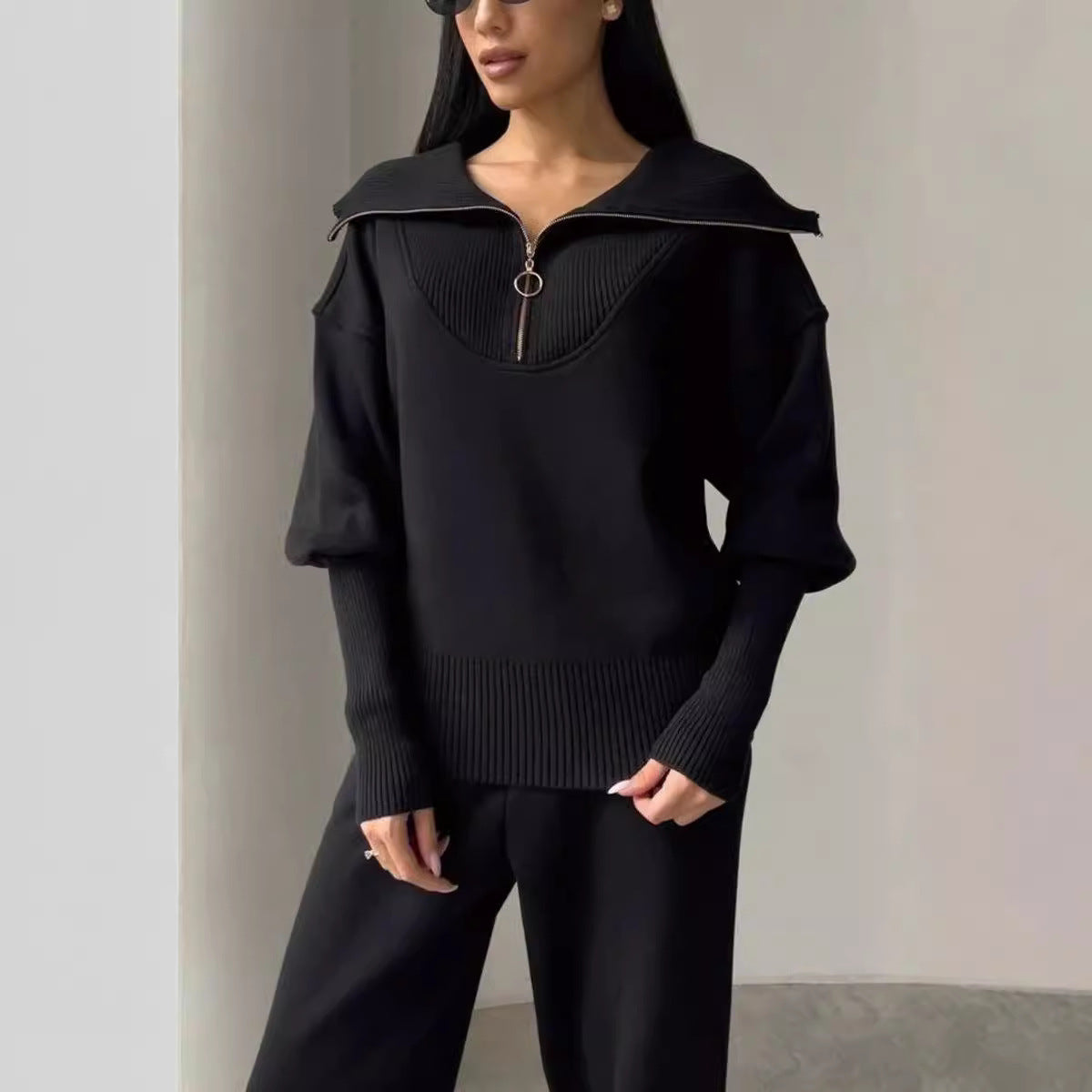 Zweiteiliges Freizeit-Set mit Reißverschluss-Pullover 4