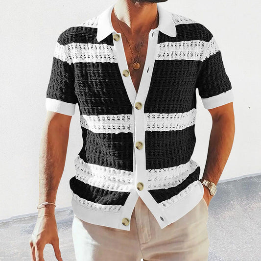 https://cdn.shopify.com/s/files/1/0844/6001/1865/files/elegantes-herren-sommer-poloshirt-strick-Schwarz.jpg?v=1741619004