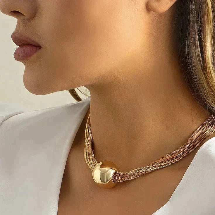 Greta | Elegante Halskette Damen mit Glanz und Modernem Kugeldesign