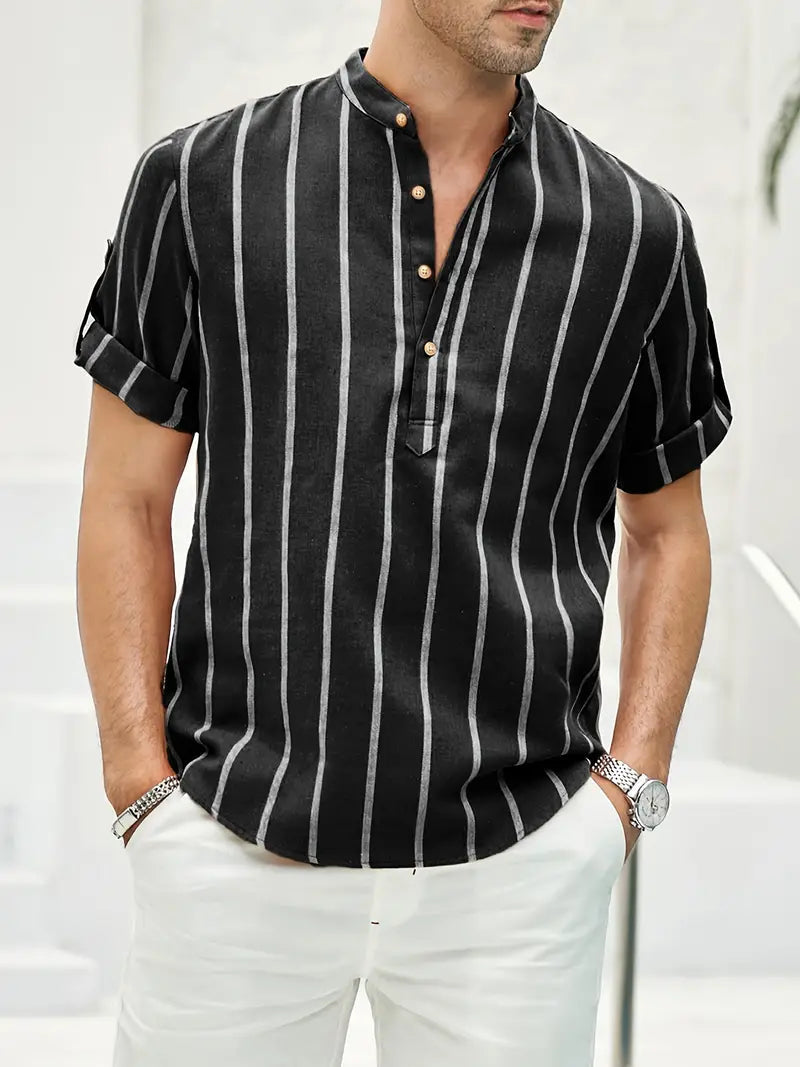 https://cdn.shopify.com/s/files/1/0844/6001/1865/files/minimalistisches-herren-sommerhemd-Schwarz.jpg?v=1741933135