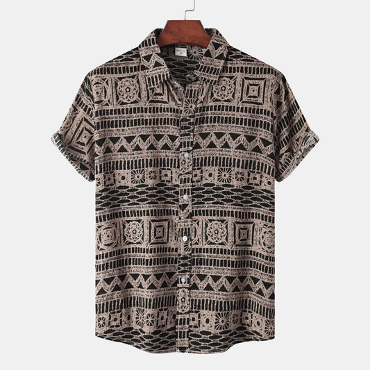 https://cdn.shopify.com/s/files/1/0844/6001/1865/files/modernes-herrenpolo-sommer-Schwarz.jpg?v=1740583590