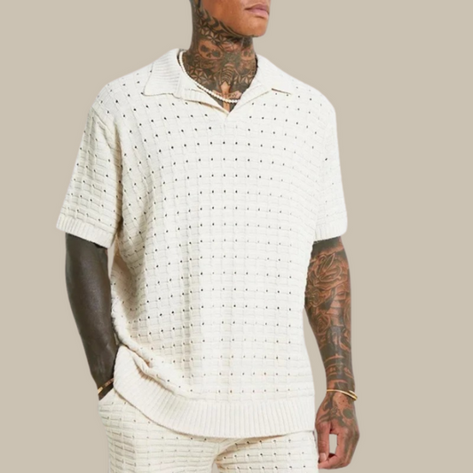 https://cdn.shopify.com/s/files/1/0844/6001/1865/files/stylisches-herren-strick-sommer-poloshirt-Weiss.png?v=1741446142