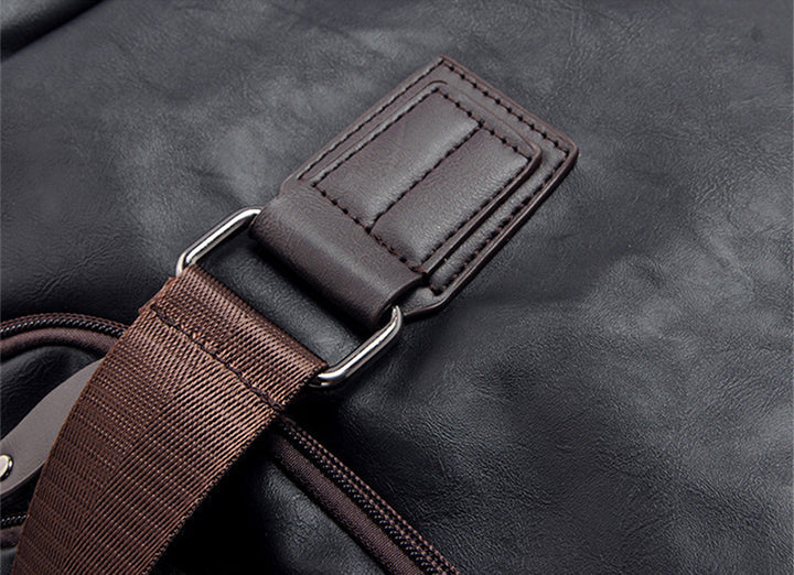 Max | Herren Reisetasche aus Leder mit geräumigem Stauraum